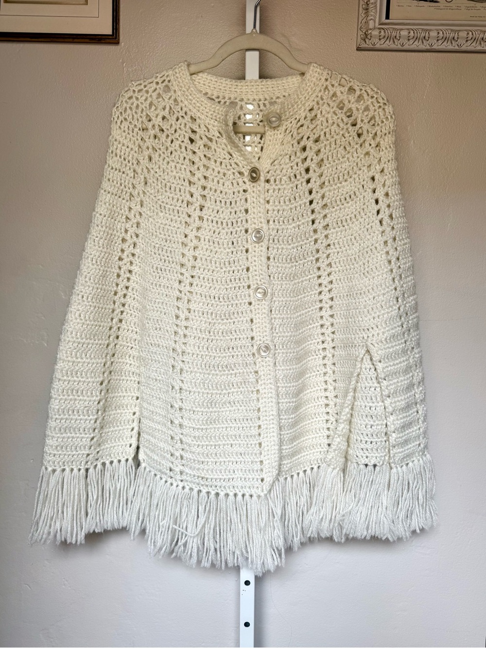 Vintage BOHO 60s/70s Handmade Shawl with Fringe